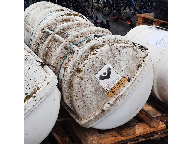 2x reddingsvlot, solas 74/96 - afbeelding 4 van  8