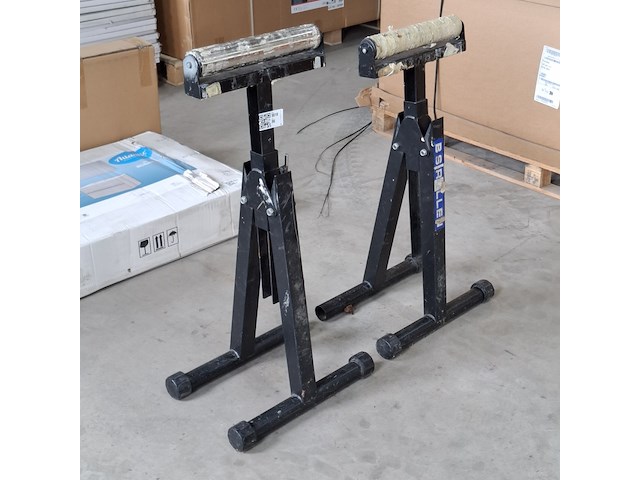2x rolbok, bs - afbeelding 1 van  6