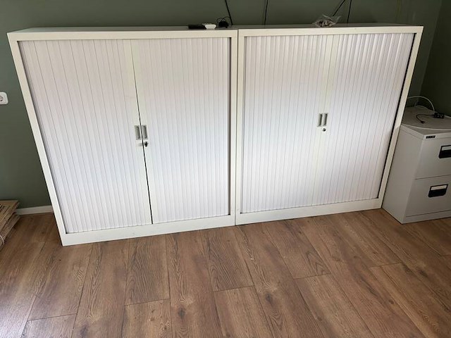 2x roldeurkast, wit - afbeelding 1 van  1