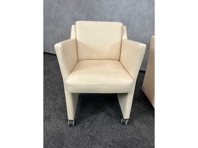 2x rolf benz - design fauteuil met ovale tafel 130x80 - afbeelding 13 van  16