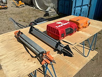 2x rotatielaser: hilti pri 36 & geo-fennel fl200a-n met statieven en toebehoren - afbeelding 3 van  10