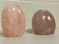 2x rozenkwarts vrije vorm sculpturen, roze - afbeelding 1 van  4