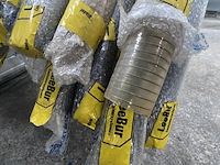 2x rubber en kunststof slangen en vloeistofdichte buis, leebur en sealtite, flexibel, zwart, nieuw - afbeelding 1 van  7