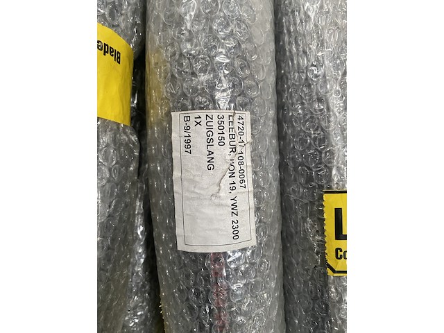 2x rubber en kunststof slangen en vloeistofdichte buis, leebur en sealtite, flexibel, zwart, nieuw - afbeelding 2 van  7