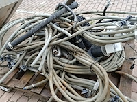2x rvs tanks met losse materiaal t.b.v. natzoutstrooier, epoke - afbeelding 4 van  14