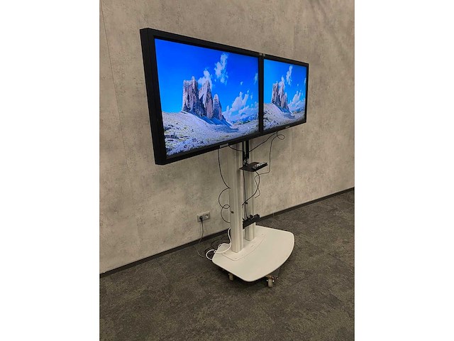 2x samsung 460mx-2 - 46" lcd flat panel display met statief - afbeelding 18 van  22