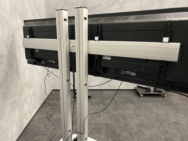 2x samsung 460mx-2 - 46" lcd flat panel display met statief - afbeelding 7 van  22