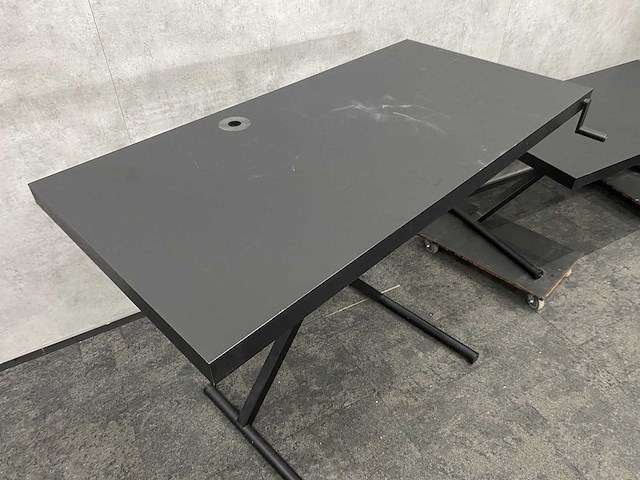 2x 'schaar' zit-sta slinger bureau 160x80 - afbeelding 10 van  11