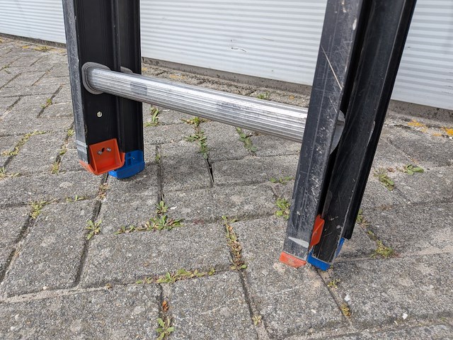 2x schuifladder, o.a. roossien - afbeelding 6 van  11