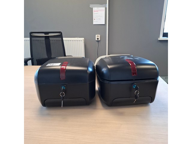 2x scooter topkoffer nipponia - afbeelding 1 van  6