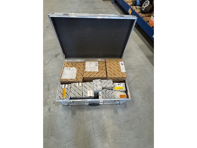 2x servicekoffer vaillant - afbeelding 12 van  17