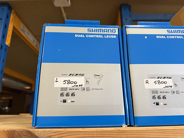 2x shimano 10-speed dual control shifters - afbeelding 2 van  2