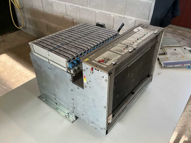 2x siemens simatic s5-135u plc-systeem – 34 i/o-kaarten – uitgebreide cpu/cp-configuratie - afbeelding 26 van  29