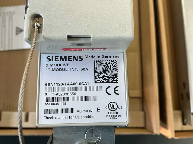 2x siemens simodrive 611 6sn1123-1aa00-0ca1 vermogensmodule – 50 a – werkend - afbeelding 2 van  11