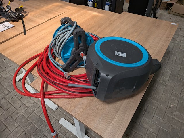 2x slanghaspel met waterslang o.a. gardena - afbeelding 1 van  5
