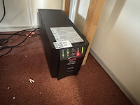 2x smart ups apc, 1500 va sua 1500 i en 1000va sua 1000 i - afbeelding 1 van  2