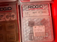 2x snijkop met divers toebehoren ridgid, 1x 66045 en 1x 65980 - afbeelding 2 van  14