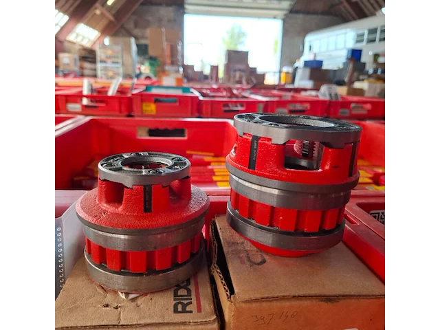 2x snijkop met divers toebehoren ridgid, 1x 66045 en 1x 65980 - afbeelding 7 van  14