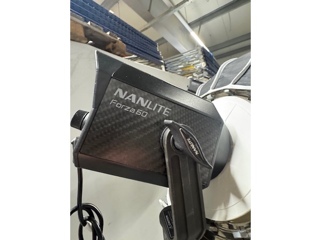 2x softbox nanlite, forza 60b, met statief falcon eyes - afbeelding 4 van  9