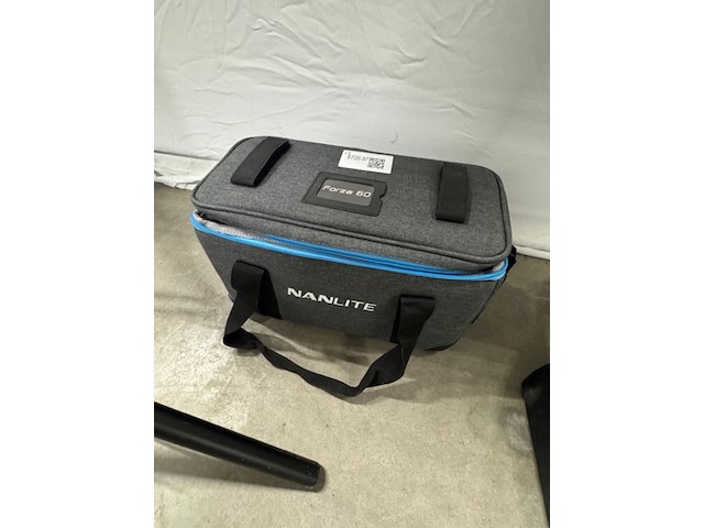 2x softbox nanlite, forza 60b, met statief falcon eyes - afbeelding 7 van  9