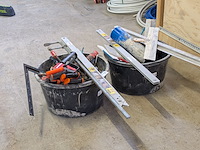 2x speciekuip gevuld met gereedschap - afbeelding 1 van  18