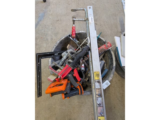 2x speciekuip gevuld met gereedschap - afbeelding 11 van  18