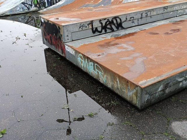 2x speeltoestel - skate element - afbeelding 2 van  8