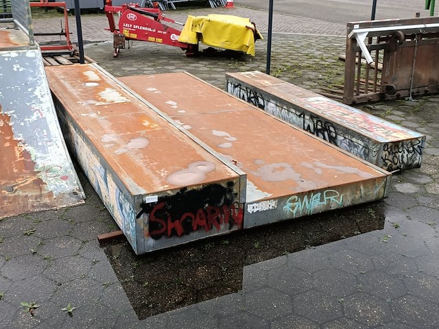 2x speeltoestel - skate element - afbeelding 5 van  8