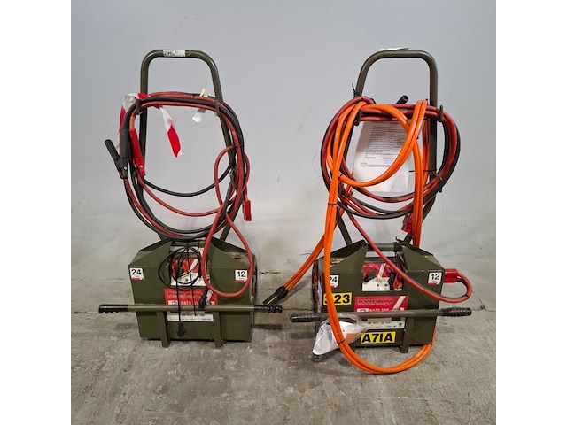 2x startbooster op transportwagen, powervamp, nato 200 - afbeelding 1 van  16