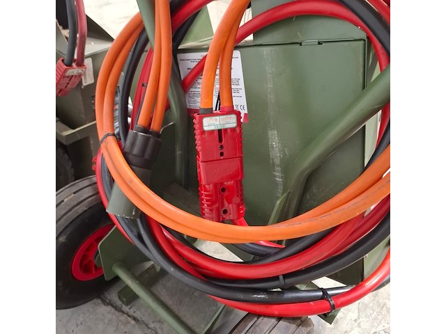 2x startbooster op transportwagen, powervamp, nato - afbeelding 6 van  17