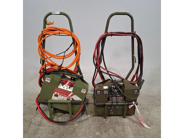 2x startbooster op transportwagen, powervamp, nato - afbeelding 1 van  17