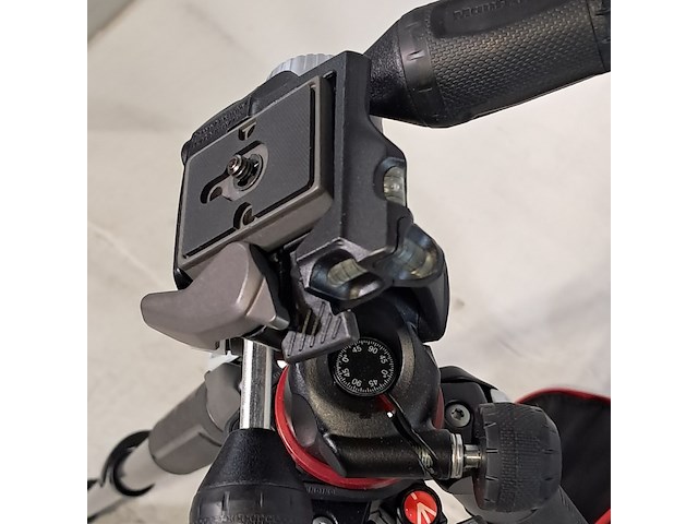 2x statief, manfrotto, o.a 055 - afbeelding 5 van  8