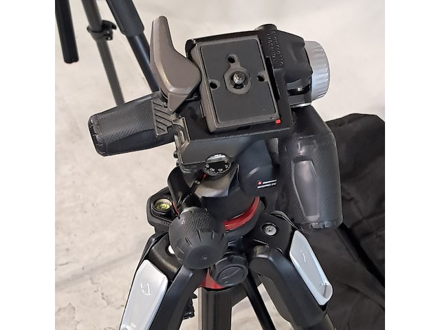 2x statief, manfrotto, o.a 055 - afbeelding 4 van  8