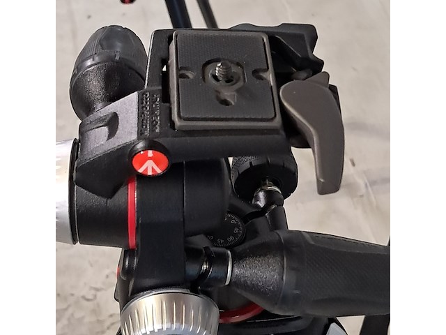 2x statief, manfrotto, o.a 055 - afbeelding 4 van  8