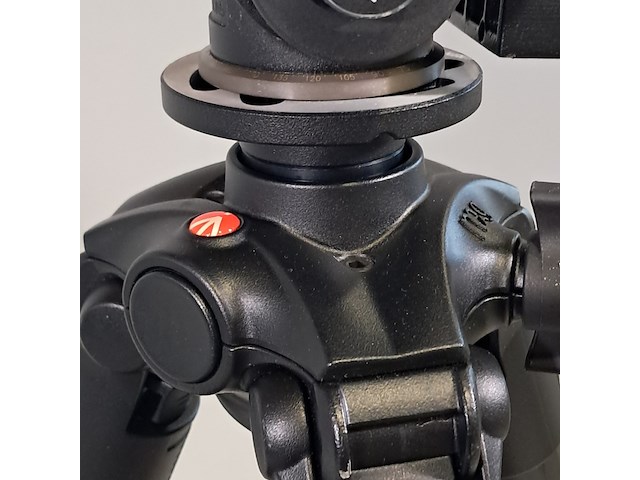 2x statief, manfrotto, o.a mt057c4 - afbeelding 6 van  10
