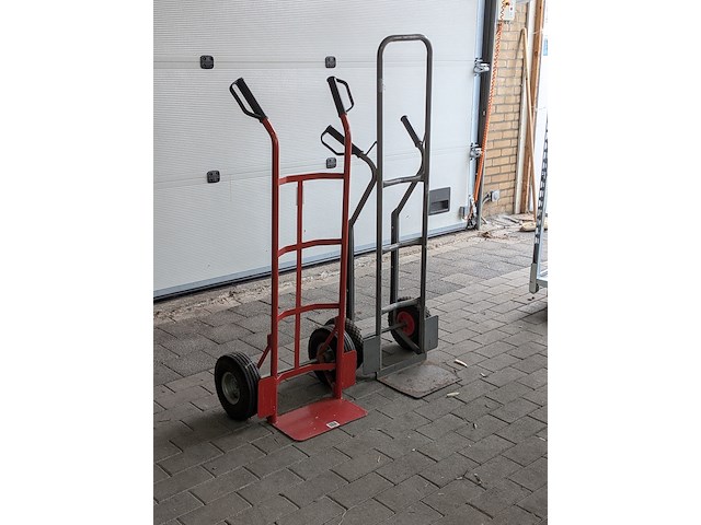 2x steekwagen met luchtbanden - afbeelding 1 van  5