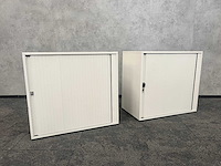 2x steelcase - lage houten roldeurkast - afbeelding 1 van  9