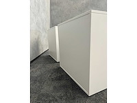 2x steelcase - lage houten roldeurkast - afbeelding 3 van  4