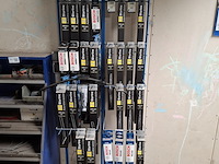 2x stelling met ruitenwissers o.a. bosch, starline