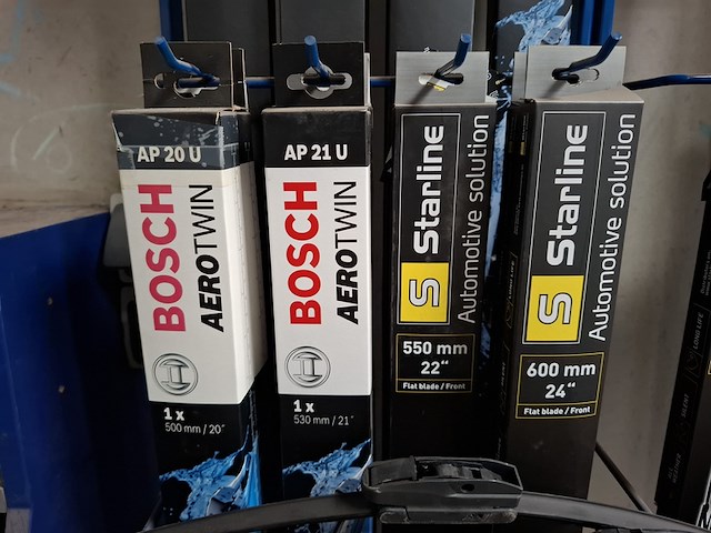 2x stelling met ruitenwissers o.a. bosch, starline - afbeelding 3 van  9