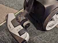 2x stofzuiger, philips en bosch, 7000 series en vxbsgs05v2 - afbeelding 5 van  10