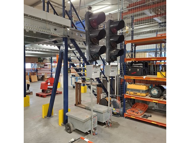 2x stoplicht, fabema - afbeelding 3 van  10