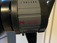 2x studioflitser, professional cine, de-150b, grijs / chroom - afbeelding 3 van  6