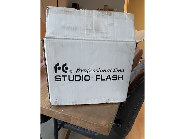 2x studioflitser, professional cine, de-150b, grijs / chroom - afbeelding 6 van  6