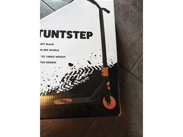 2x stuntstep, ridd en ride, wit en zwart mat - afbeelding 5 van  6