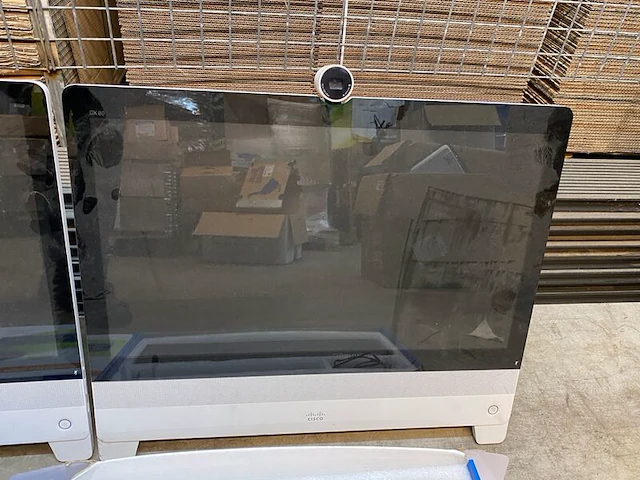 2x switch en beeldscherm, cisco webex dx80, hdmi kvm - afbeelding 5 van  7