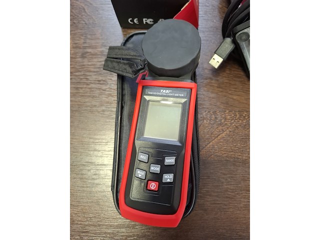 2x testapparaat/meetinstrument, o.a. tasi - afbeelding 2 van  4