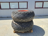 2x tractor band, 23-.1-26 tractor 409 - afbeelding 1 van  13