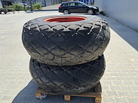 2x tractor band, 23-.1-26 tractor 409 - afbeelding 8 van  13