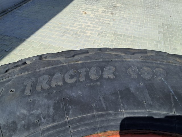 2x tractor band, 23-.1-26 tractor 409 - afbeelding 11 van  13